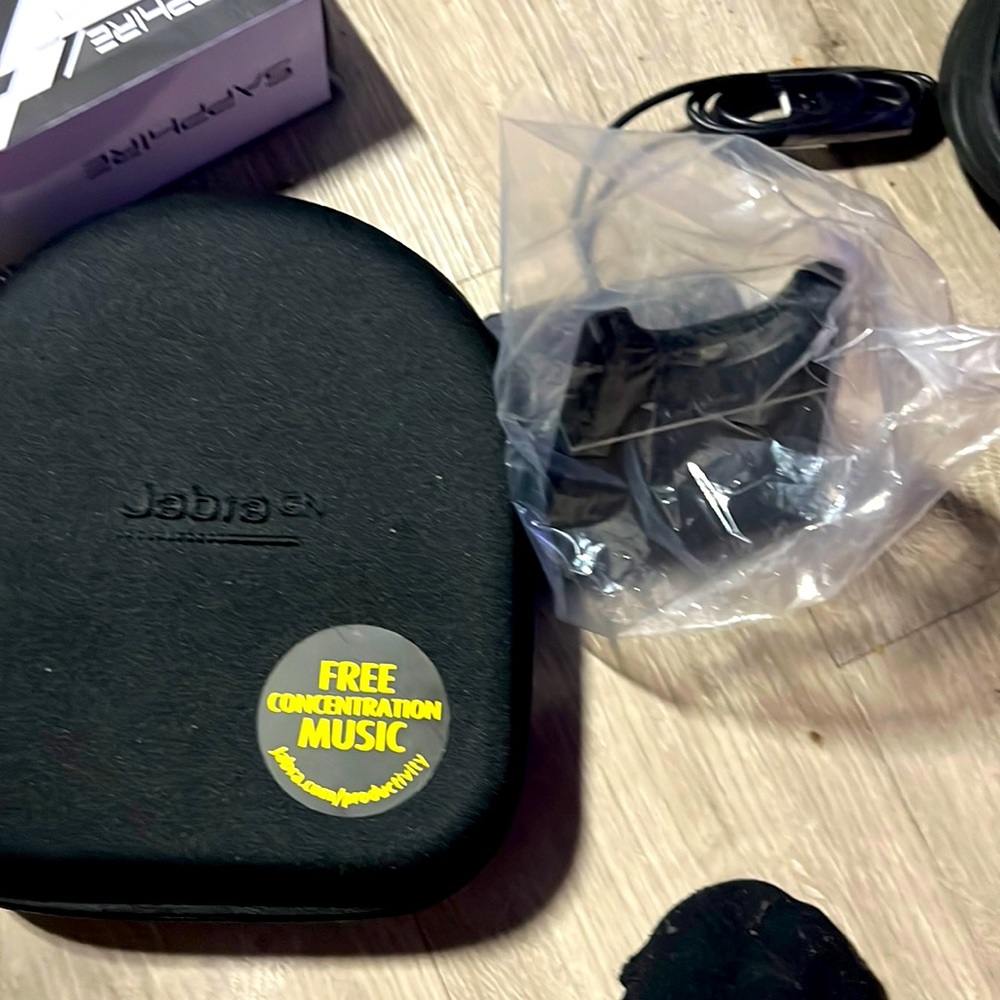 Jabra gn headphones/